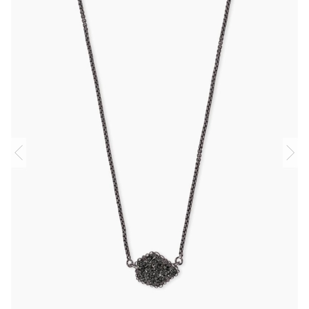 ✨Kendra Scott✨ Tess silver Drusy necklace ▫️